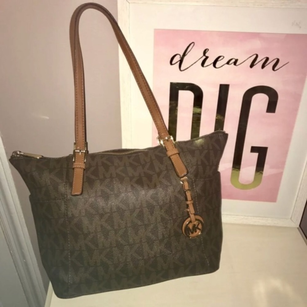 Michael Kors Jet Set East West Medium Tote